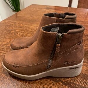 Skechers Pier Lite Natural Charm Wedge Bootie Brown Size 6